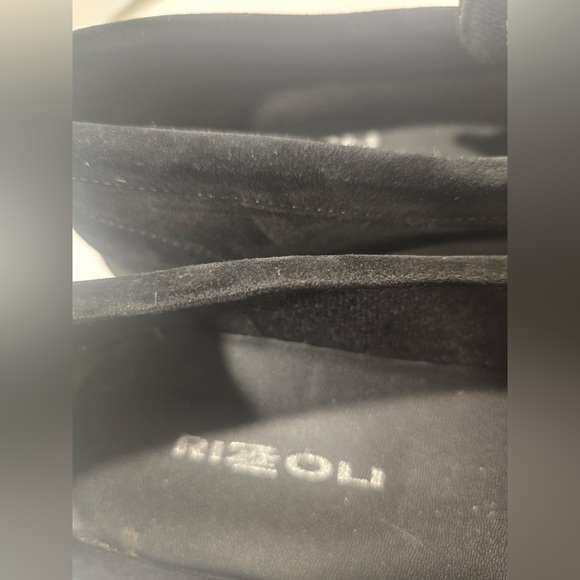 Rizzoli Woman’s Black Suede Slip On Loafers With Gold Buckle Size 6.5 - 39 - Picture 7 of 9